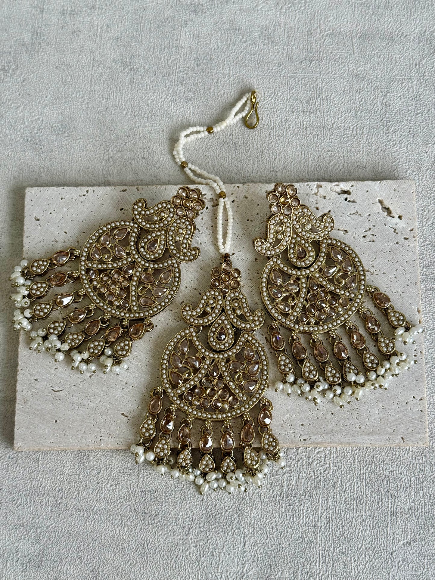 Ayura Designs Anvi Tikka Set with Earrings – Champagne Stones with Ivory Pearl Drops