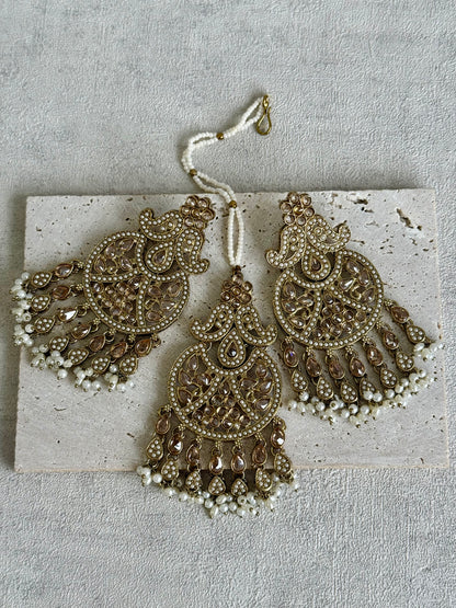Ayura Designs Anvi Tikka Set with Earrings – Champagne Stones with Ivory Pearl Drops