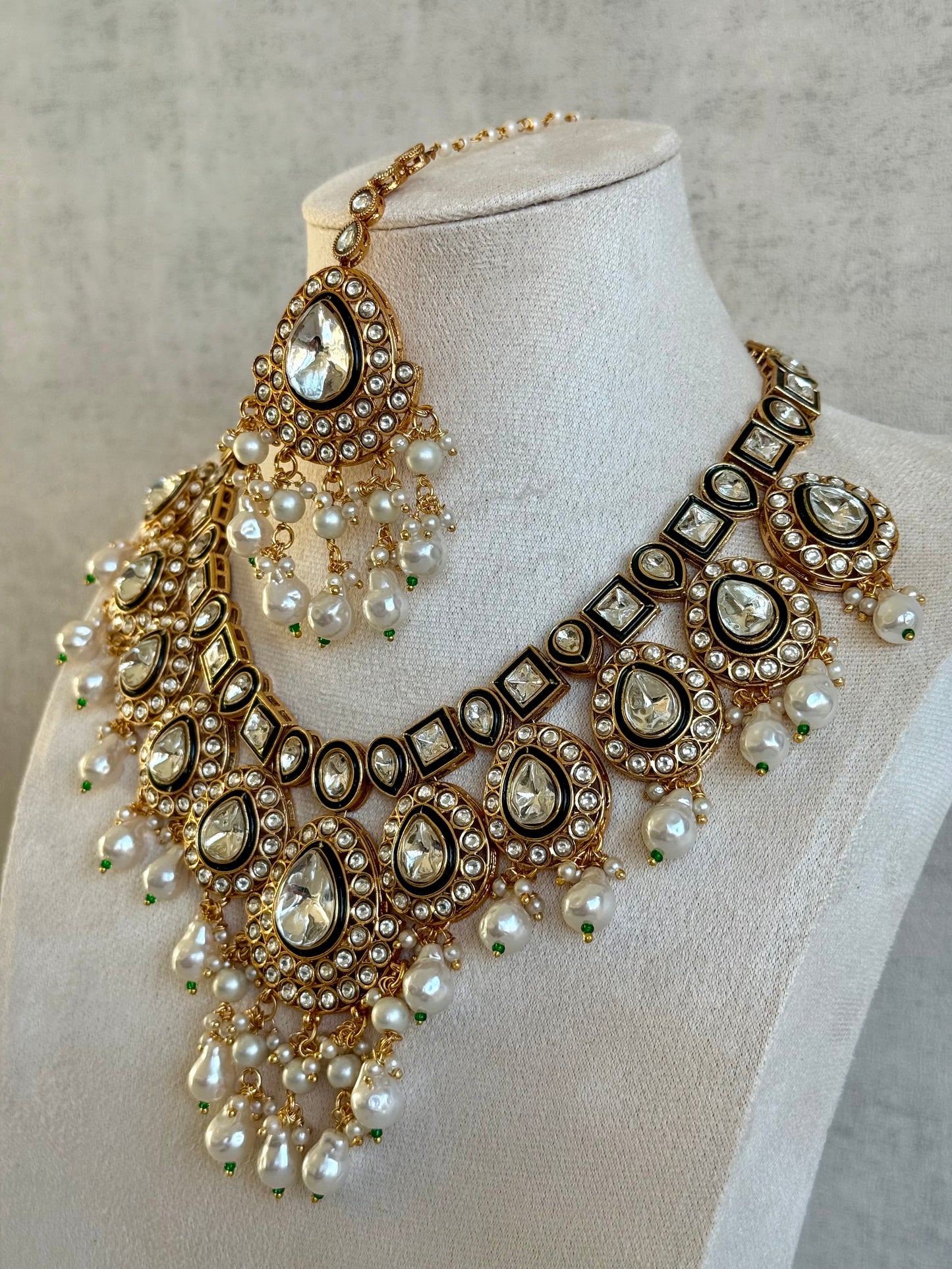 Ayura Designs Ishyat Set with Necklace, Earrings & Tikka – Kundan Detailing, Ivory Pearl Drops