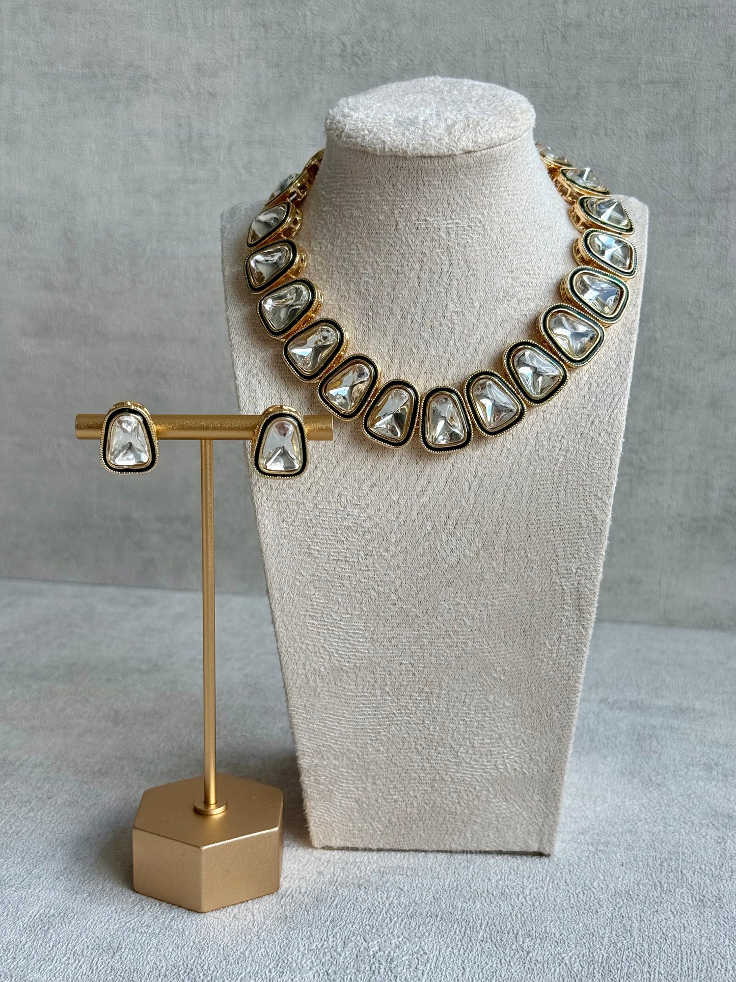 Ayura Designs Luna Set with Stud Earrings – Kundan-Style Mirror-Cut Stones & Antique Gold Finish