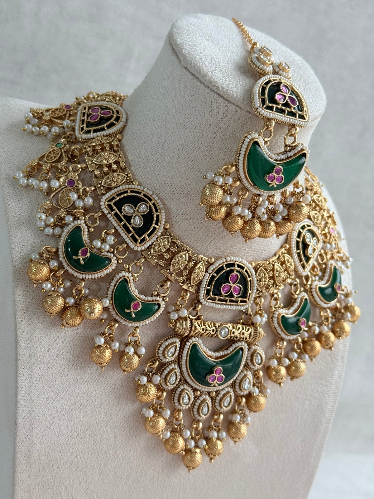 Ayura Designs Tafiza Necklace Set with Sahare Jhumki Earrings & Tikka – Emerald Green, Rani Pink, Kundan, Pearls & Antique Gold Finish