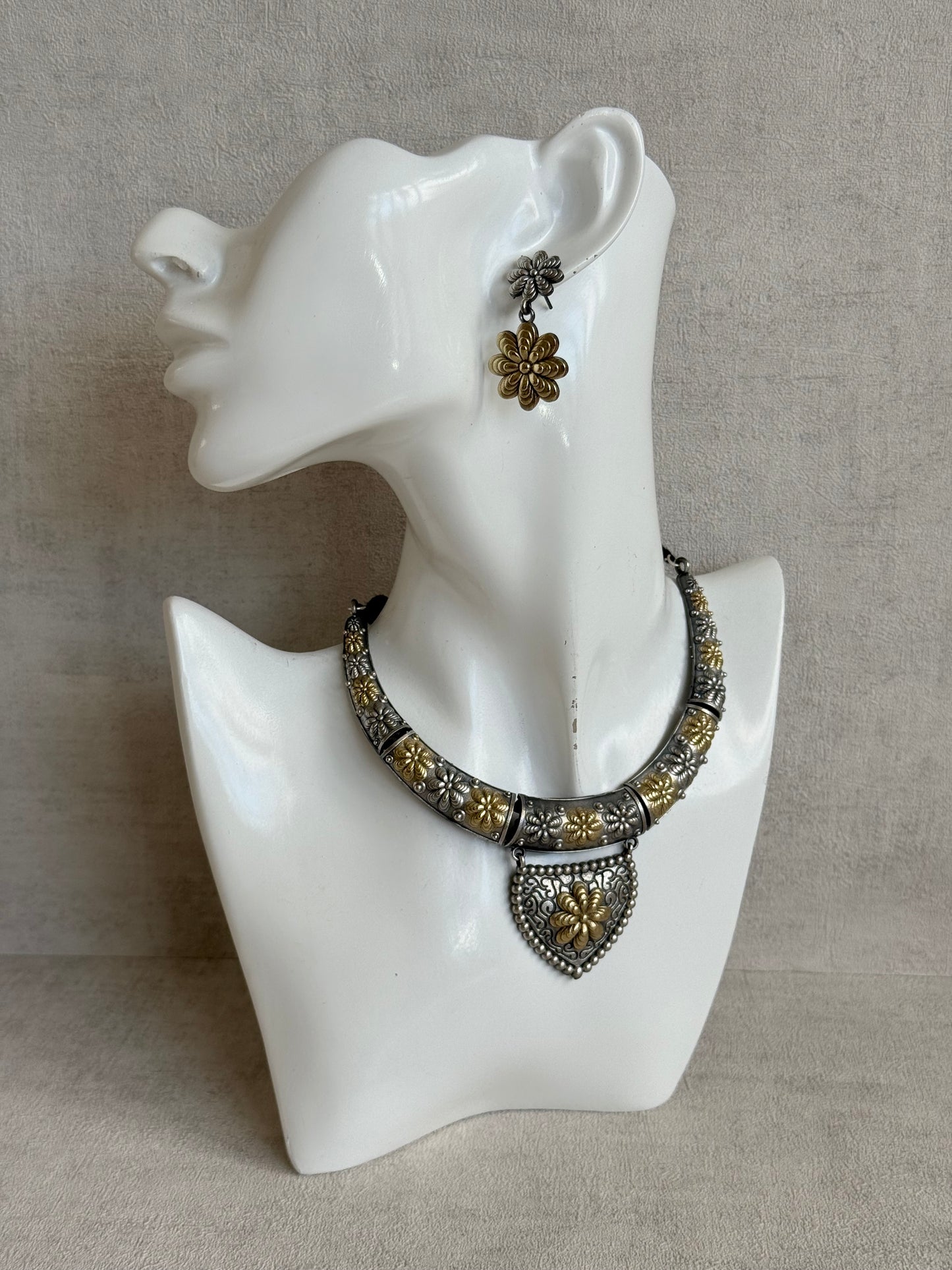 Ayura Designs Andaaz Set with Earrings – Dual Tone Oxidised Floral Necklace Set