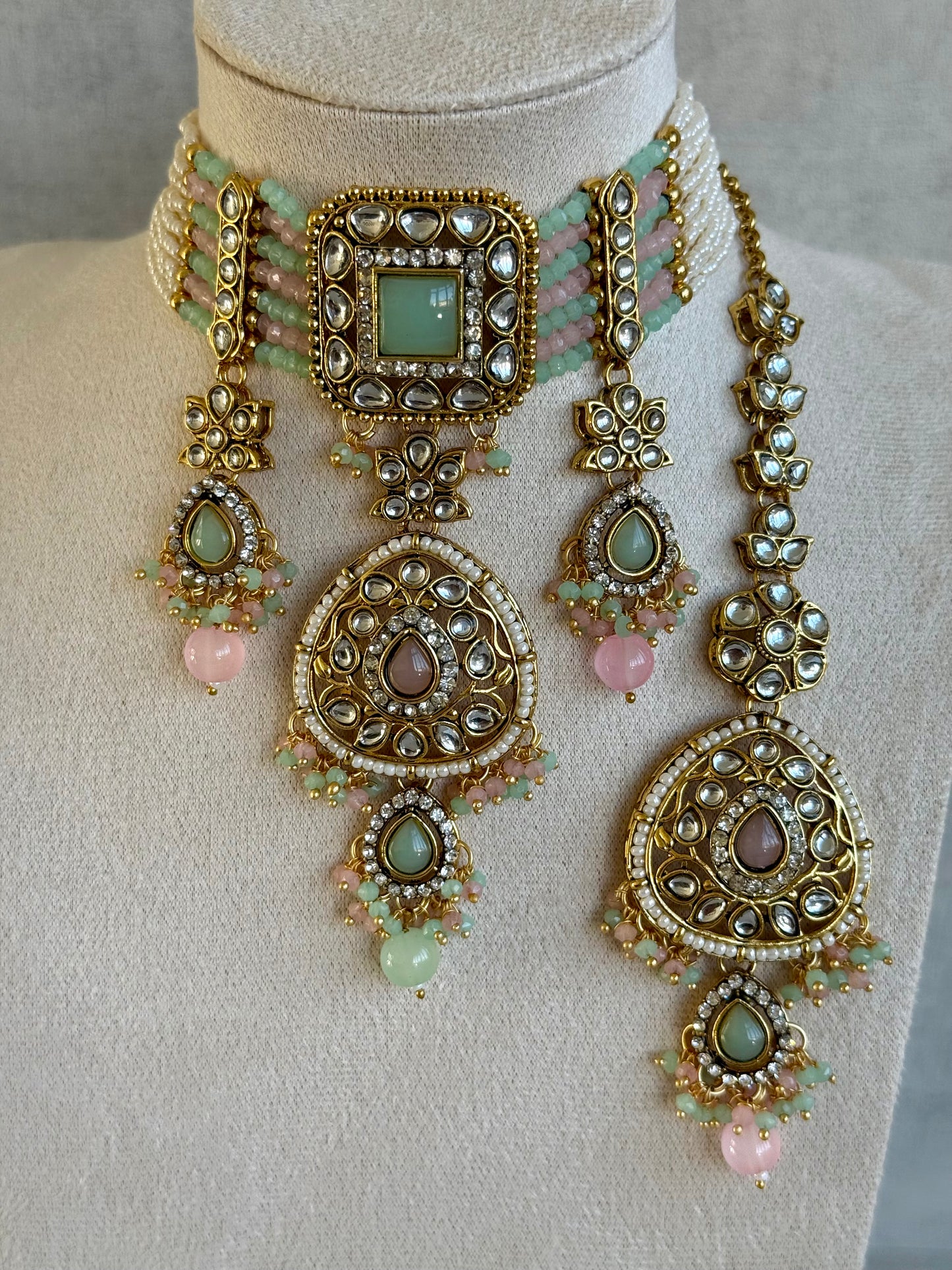 Ayura Designs Zarmeen Choker Set with Earrings & Tikka – Mirror-Cut Stones, Antique Gold Finish and Blush-Mint Beads