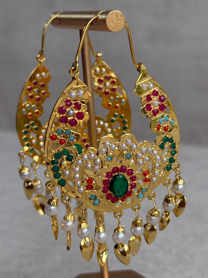 Ayura Designs Nimrat Balis – Emerald Green & Multicolour Stones, Ivory Pearl Beads & Pippal Patti, Gold Finish