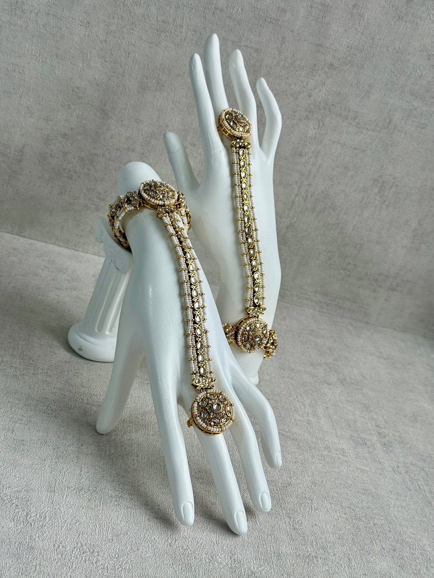 Ayura Designs Mirana Haathphool – Kundan Hand Harness with Pearl Detailing in Antique Gold Finish