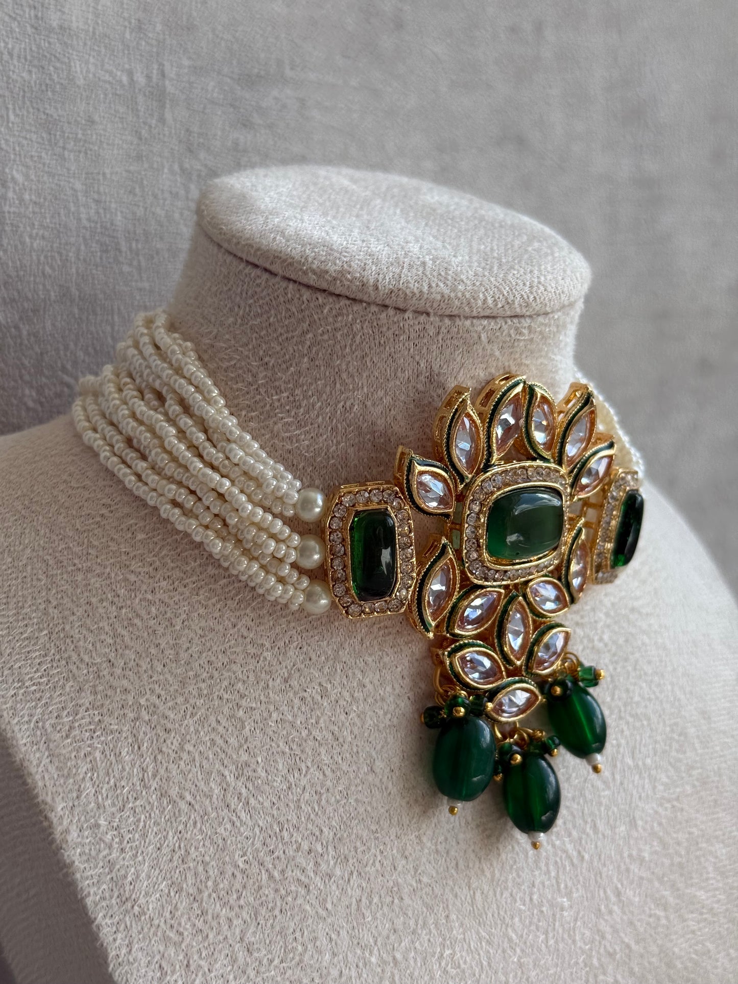 Ayura Designs Raaz Set with Necklace & Earrings – Emerald Green Stones, Kundan Detailing & Antique Gold Finish