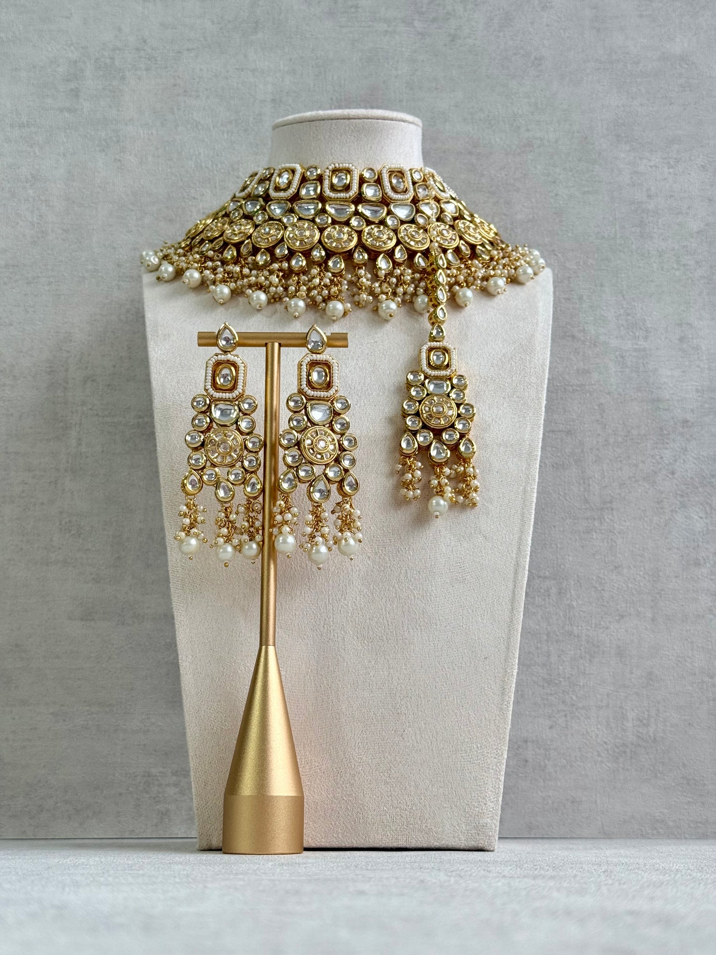 Ayura Designs Suhana Bridal Set with Necklace, Earrings & Tikka – Kundan Stones with Pearl Detailing in Antique Gold Finish