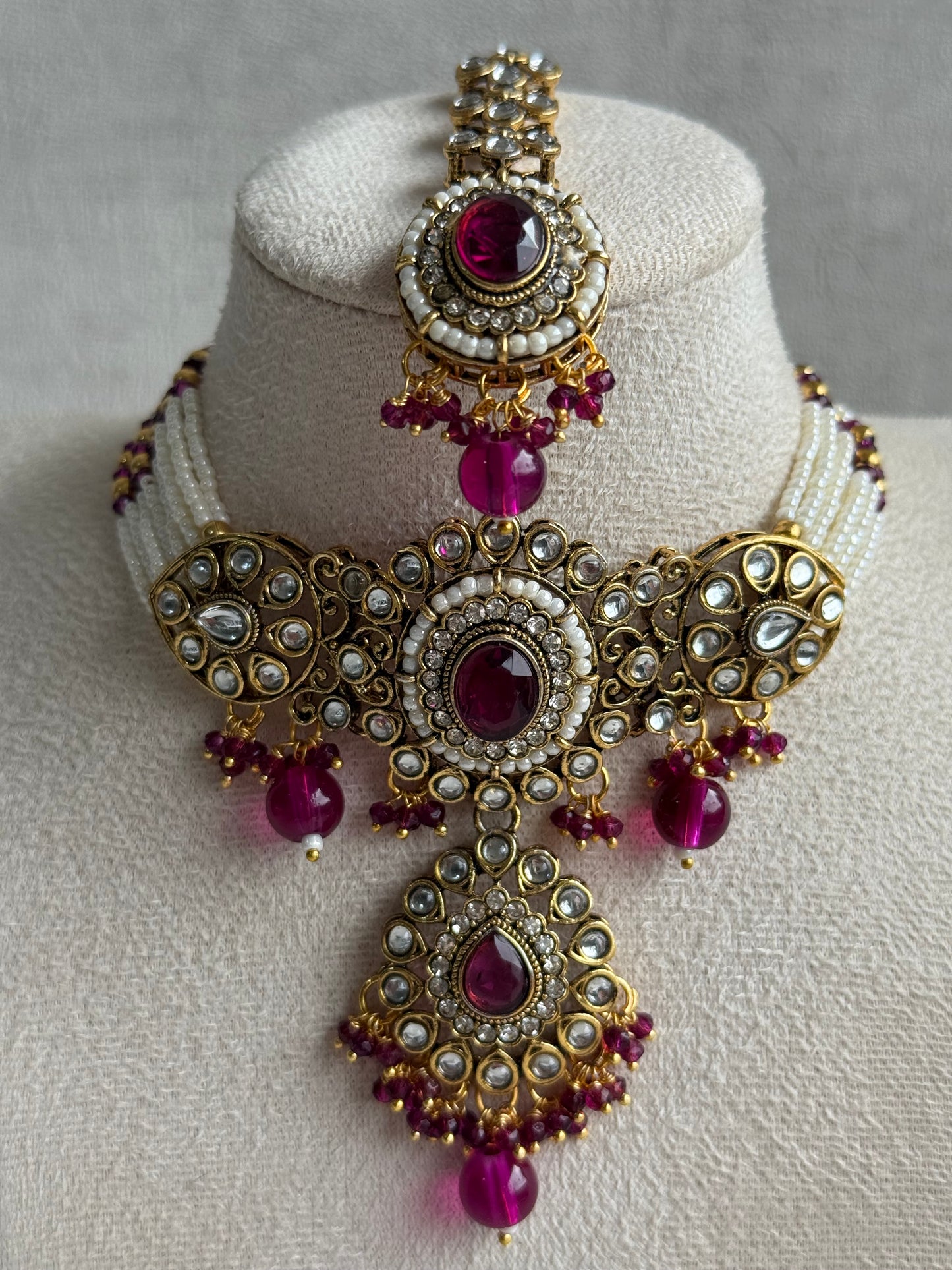 Ayura Designs Muskaan Set – Choker, Jhumkis & Tikka with Magenta Beads, Kundan Stones & Antique Gold Finish
