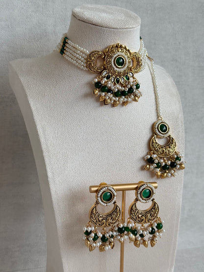 Ayura Designs Mehr Choker Set with Earrings & Tikka – Emerald Green Stones, Pearl Beads, Pearl Strands & Antique Gold Finish