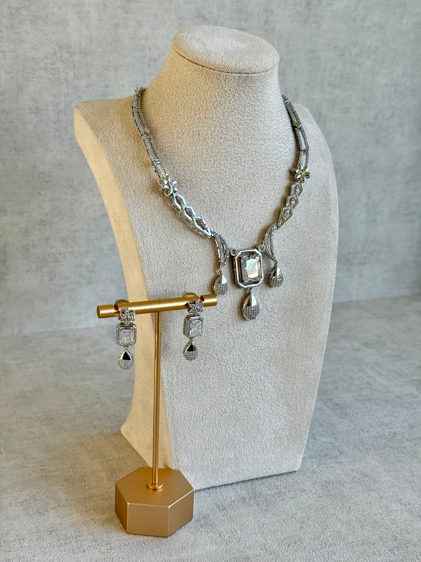 Ayura Designs Estrella Set with Necklace & Earrings – Silver Finish, Moissanite-Inspired Stones and Teardrop Charms