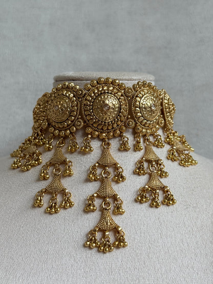 Ayura Designs Farzeena Choker Set with Earrings & Tikka – Traditional Gold Tone Waterfall Jewellery Set with Ghungroo Detailing