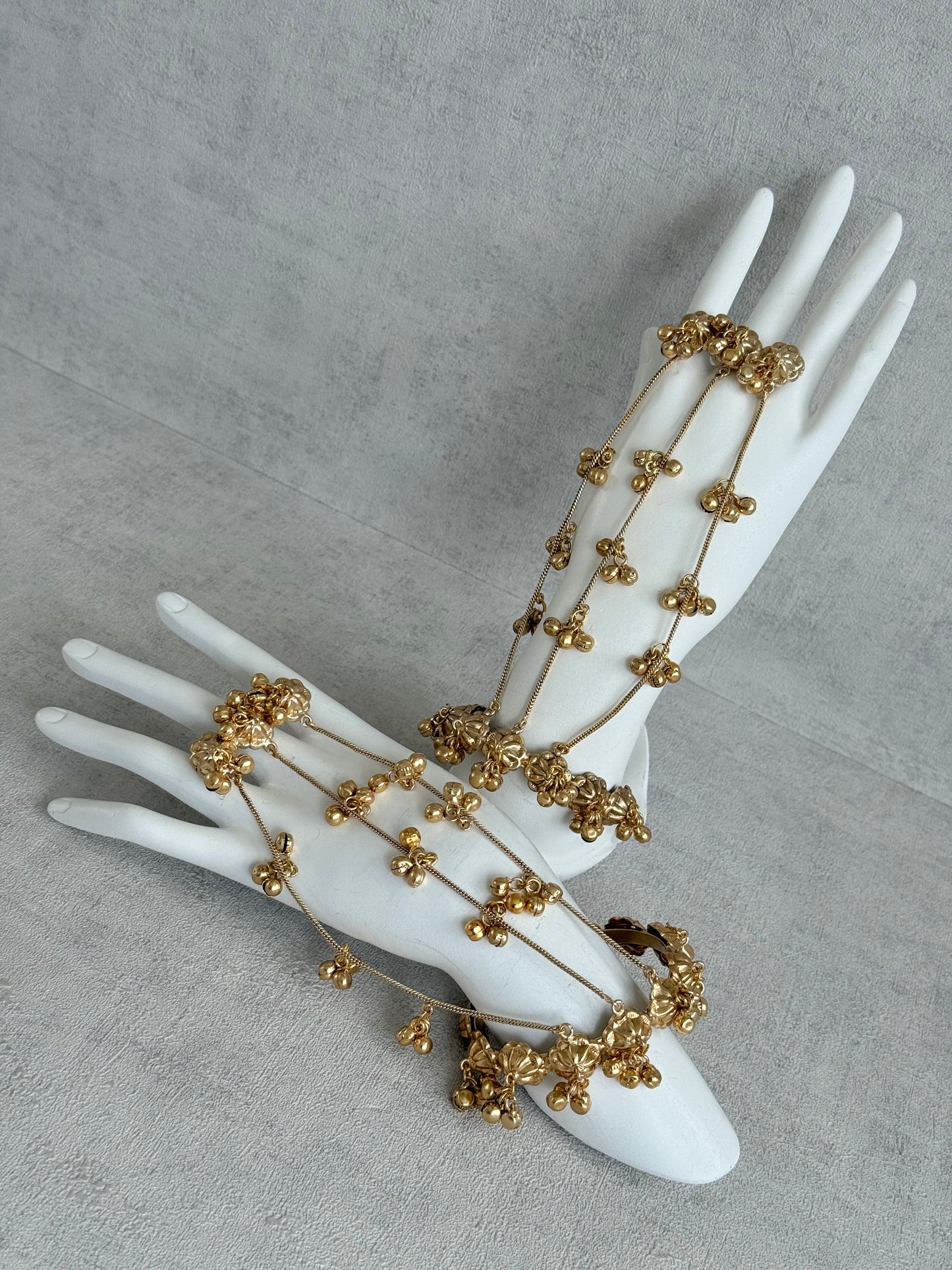 Ayura Designs Hejal Haathphool Set of 2 – Three Finger Style Hand Harness with Ghungroo Detailing & Gold Finish