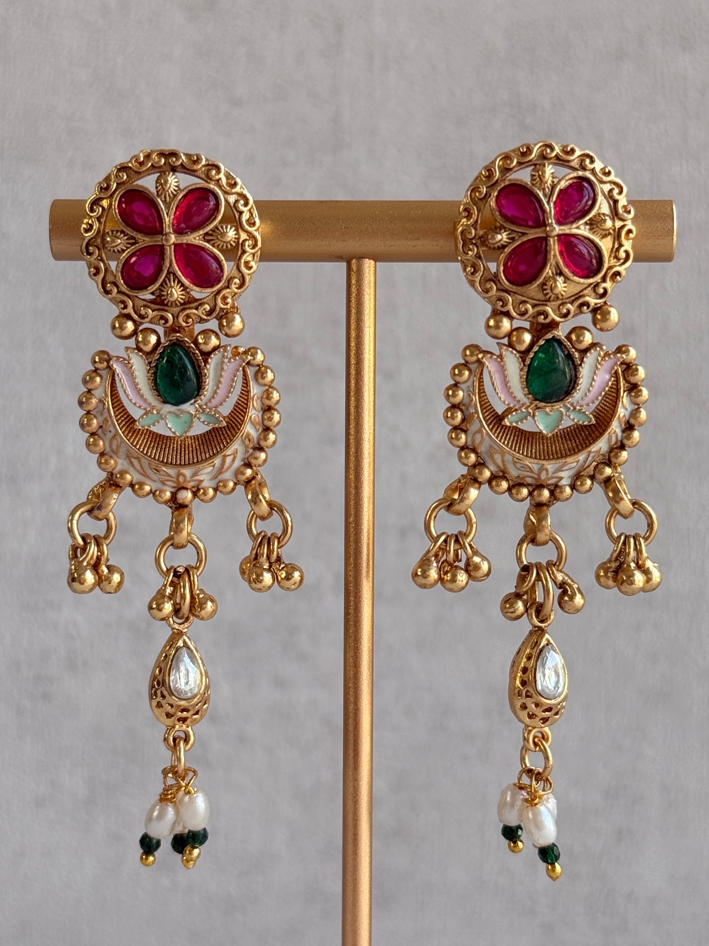 Ayura Designs Aavya Necklace Set – Blush Pink & Emerald Green Kundan Meenakari Design