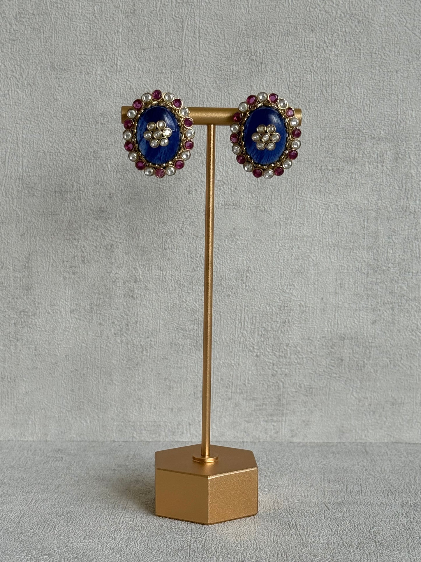 Ayura Designs Nova Necklace Set with Stud Earrings – Sapphire Blue Centre Stone, Kundan Detailing & Multicolour Gemstone Accents
