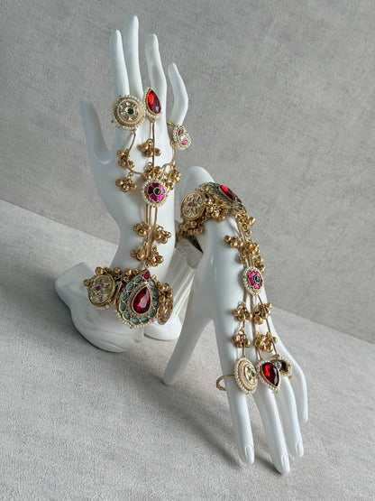 Ayura Designs Ekavira Haathphool Set of 2 – Kundan Style Hand Harness with Ruby Red, Rani Pink & Green Stones, Ghungroo Detailing & Pearls