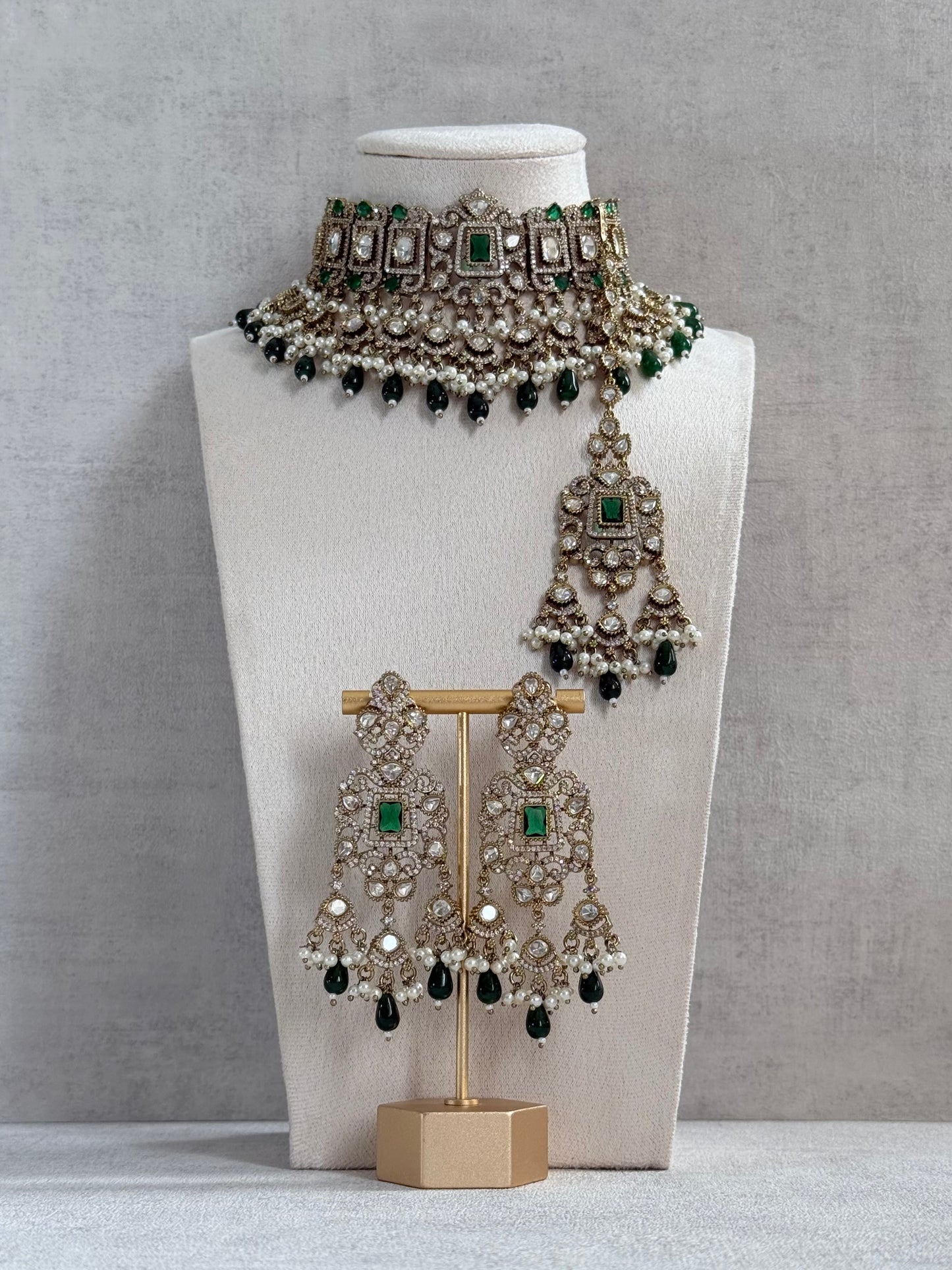 Ayura Designs Aisha Choker Set with Earrings & Tikka – Emerald Green Stones, Polki & Pearl Detailing