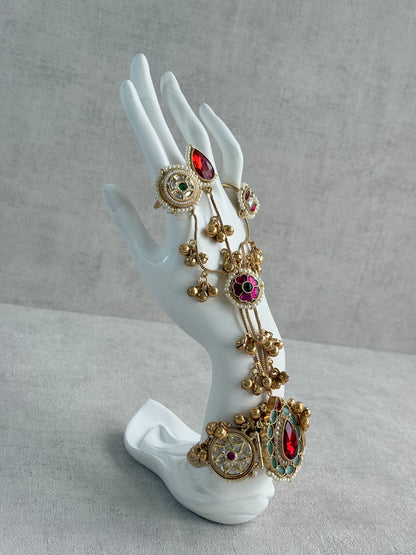 Ayura Designs Ekavira Haathphool Set of 2 – Kundan Style Hand Harness with Ruby Red, Rani Pink & Green Stones, Ghungroo Detailing & Pearls