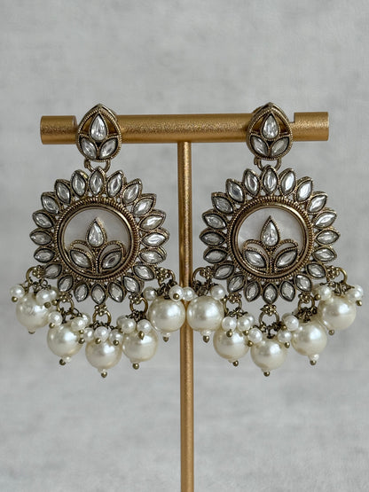 Ayura Designs Callie Set with Earrings – Ivory Pearl & Jadau Detailing