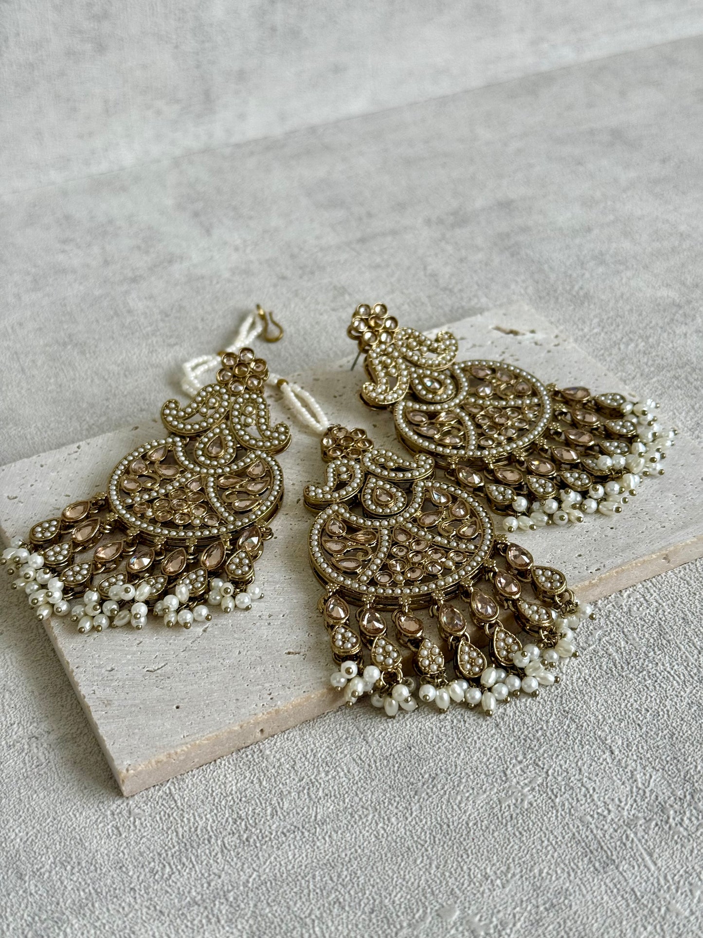 Ayura Designs Anvi Tikka Set with Earrings – Champagne Stones with Ivory Pearl Drops