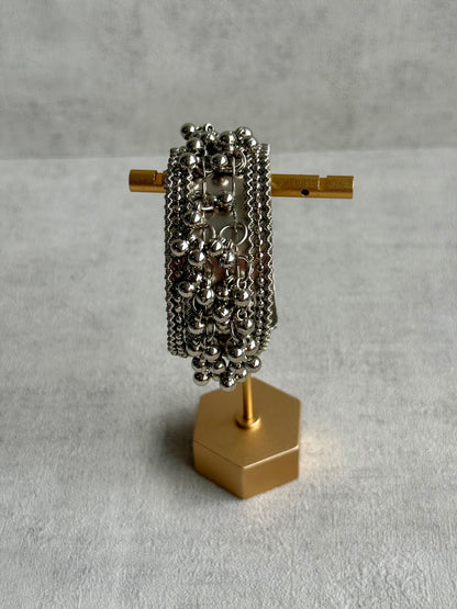 Ayura Designs Jodha Gajra – Oxidised Silver Cuff with Ghungroo Detailing