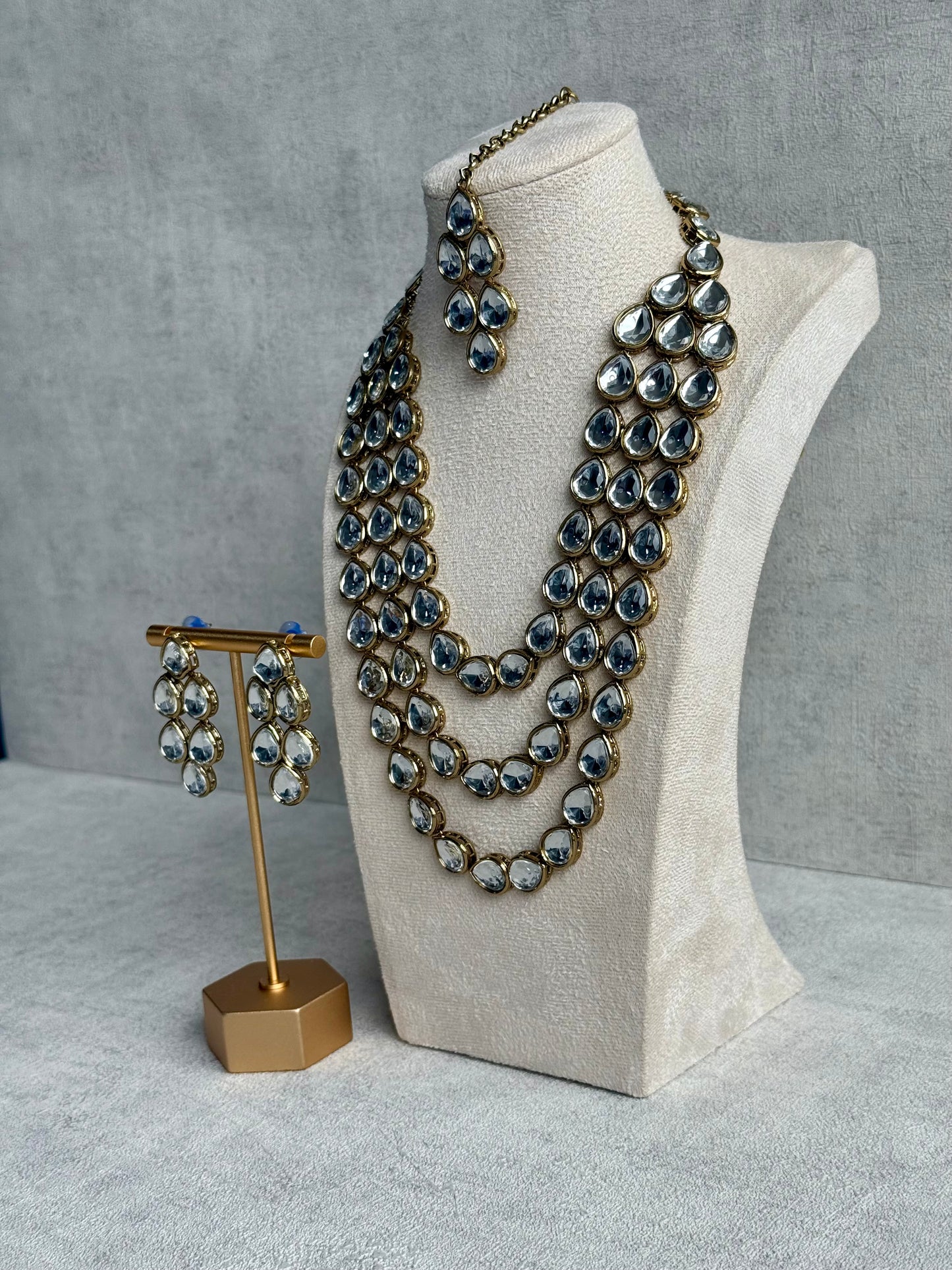 Ayura Designs Sufi Set with Necklace, Earrings & Tikka – Mirror-Cut Stones in Antique Gold Finish