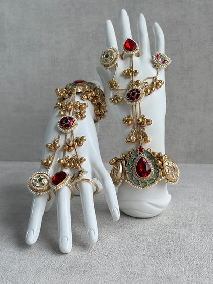 Ayura Designs Ekavira Haathphool Set of 2 – Kundan Style Hand Harness with Ruby Red, Rani Pink & Green Stones, Ghungroo Detailing & Pearls