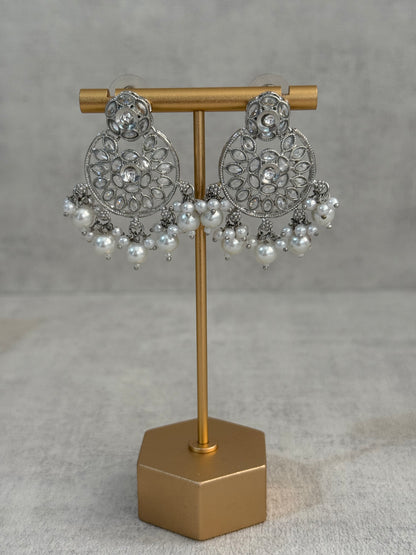 Ayura Designs Zimal Set – Mirror-Cut Stones with Ivory Pearls & Antique Silver Finish