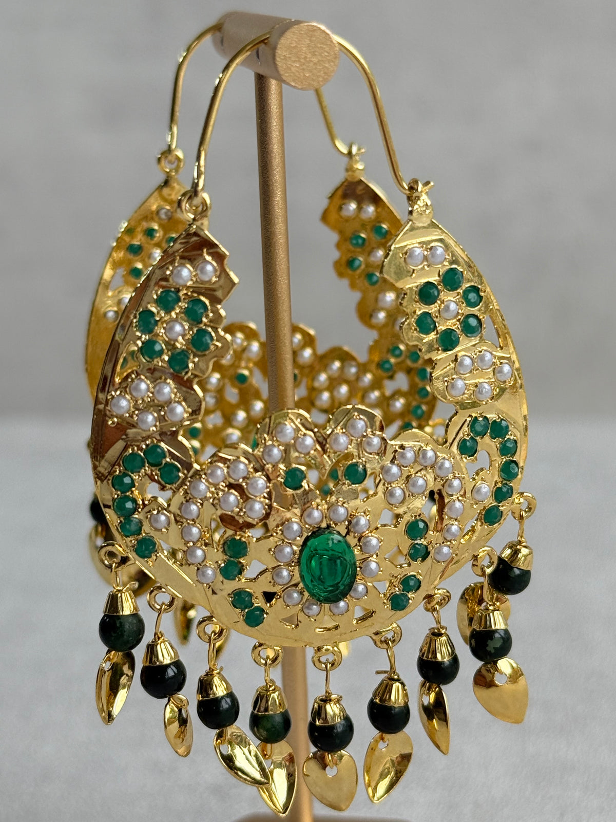 Ayura Designs Nimrat Balis – Emerald Green & Ivory Pearls with Pippal Patti & Gold Finish
