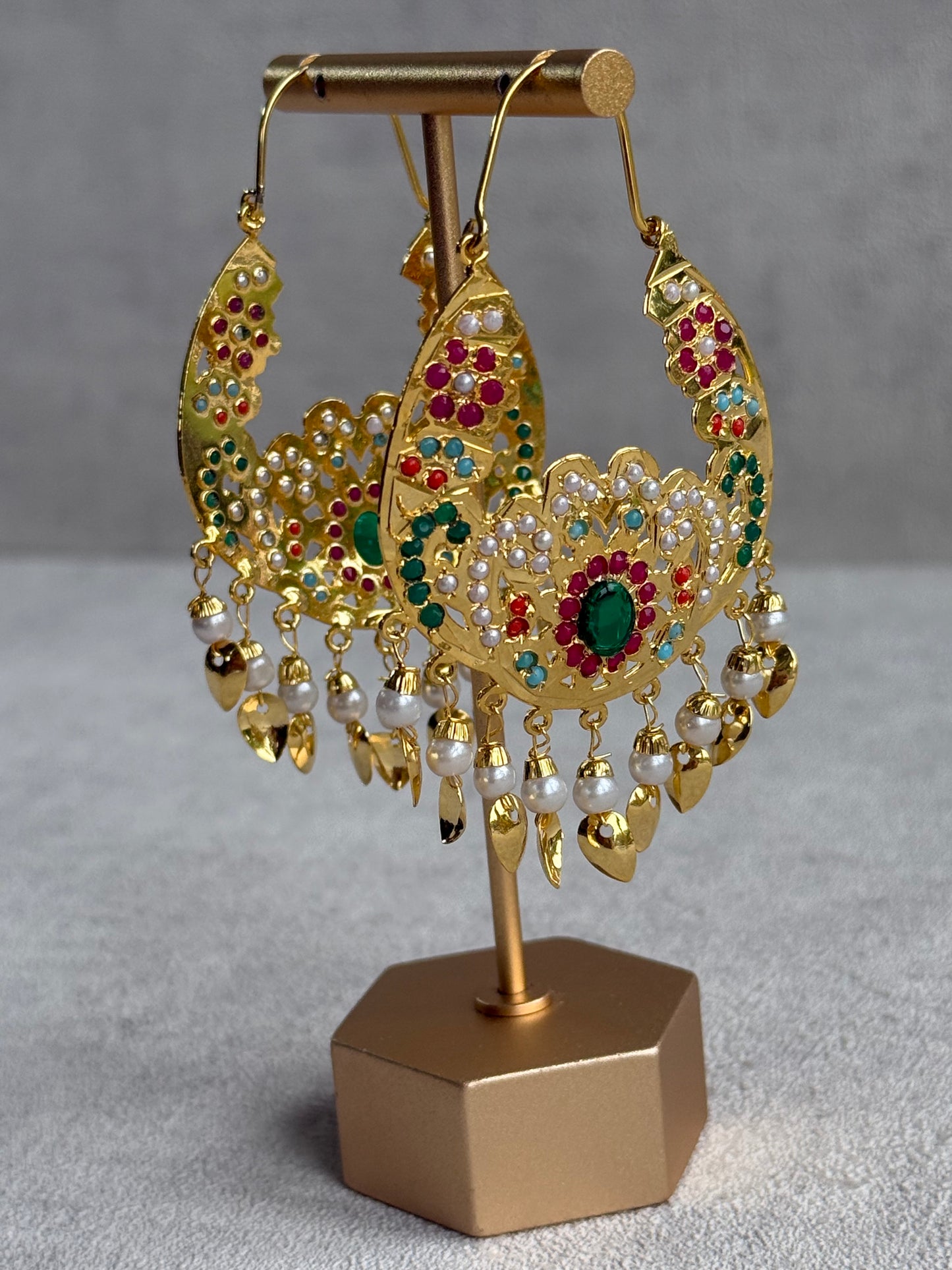 Ayura Designs Nimrat Balis – Emerald Green & Multicolour Stones, Ivory Pearl Beads & Pippal Patti, Gold Finish
