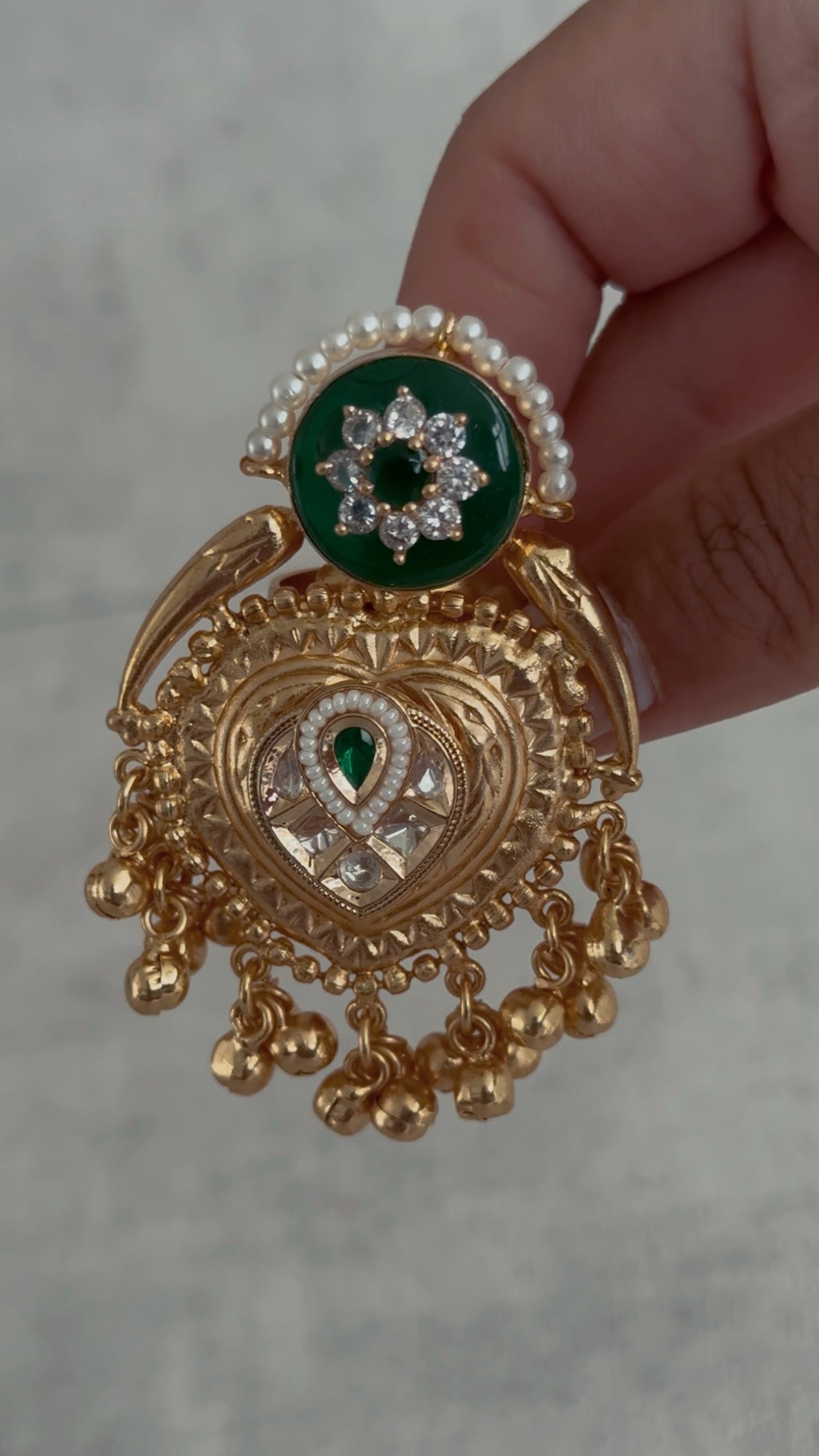 Ayura Designs Sorcha Adjustable Ring – Emerald Green Enamel, Pearl Detailing, Antique Gold & Mirror-Cut Stones