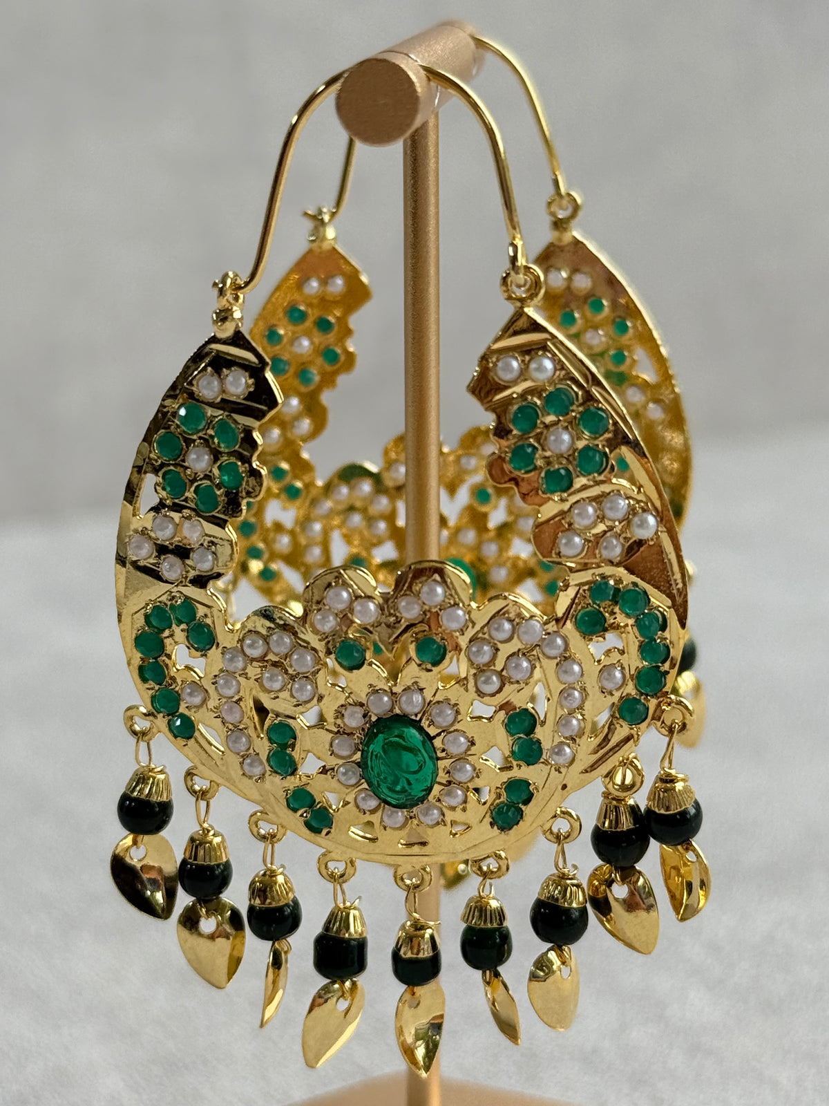 Ayura Designs Nimrat Balis – Emerald Green & Ivory Pearls with Pippal Patti & Gold Finish