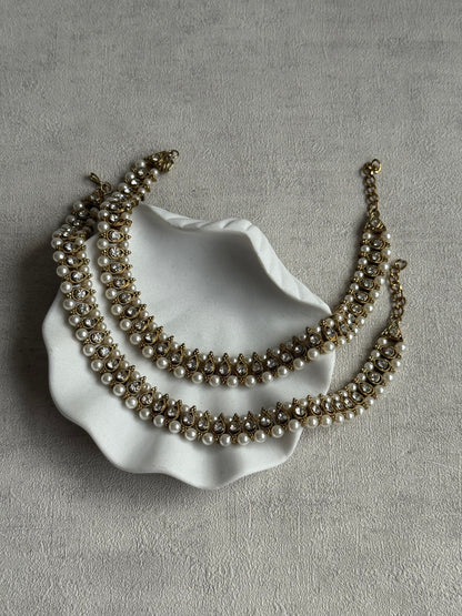 Ayura Designs Chandni Payals – Kundan Anklets with White Pearls & Antique Gold Finish