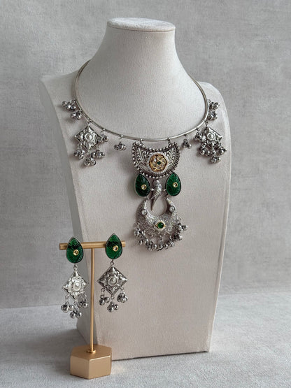 Ayura Designs Jiyana Collar Necklace Set – Emerald Green Carved Teardrop Stones & Oxidised Silver Finish