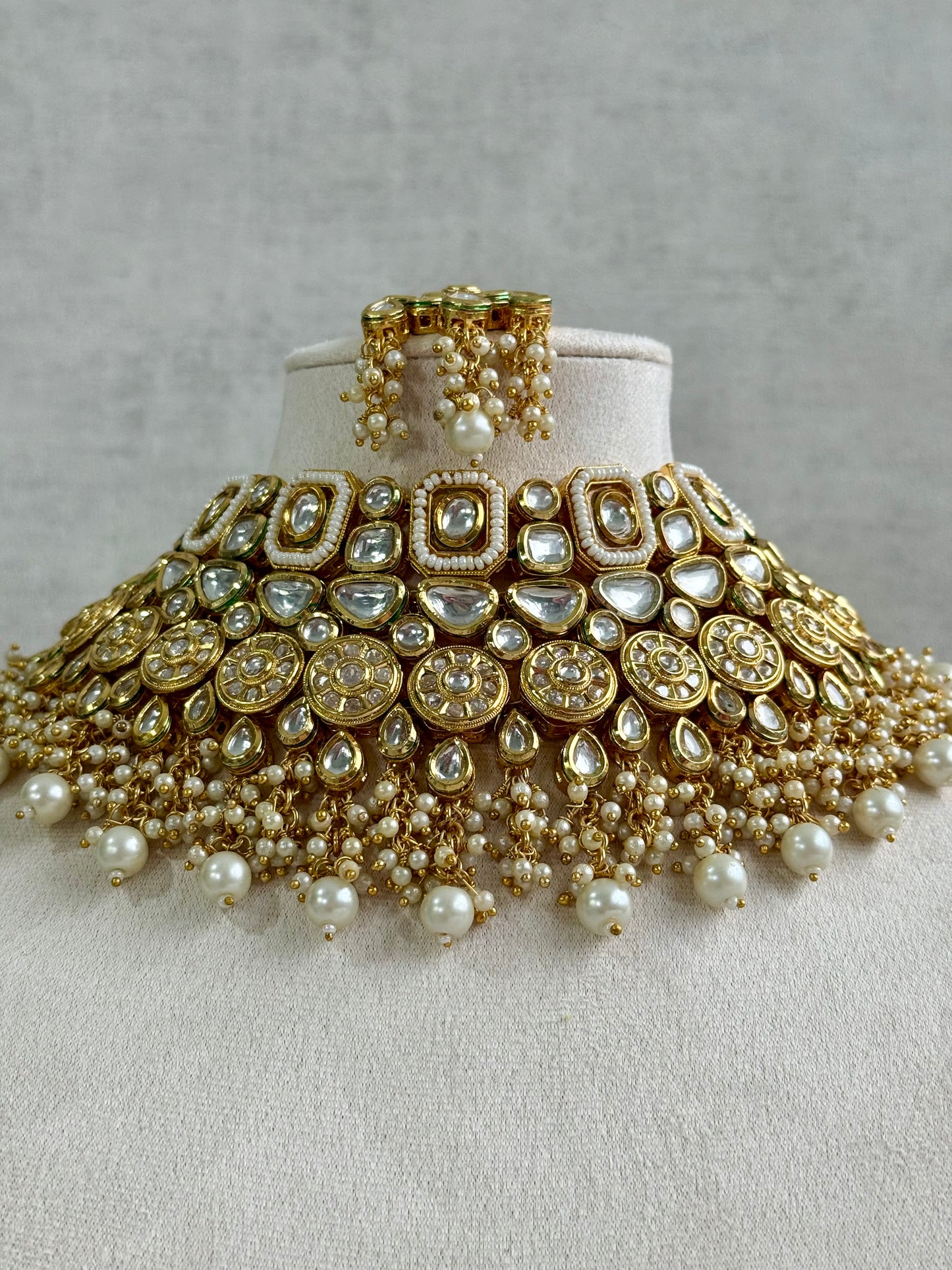 Ayura Designs Suhana Bridal Set with Necklace, Earrings & Tikka – Kundan Stones with Pearl Detailing in Antique Gold Finish