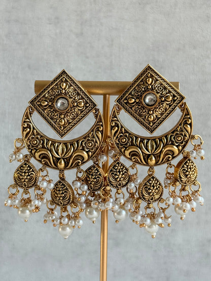Ayura Designs Samera Choker Set with Earrings & Tikka – Ivory Beads, Pearl Detailing, Green Centre Stone, Floral Motifs & Antique Gold Finish