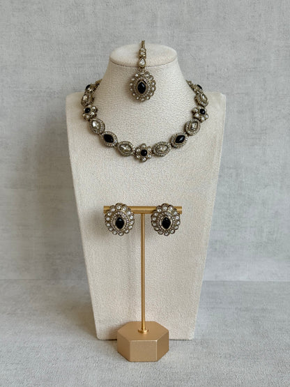 Ayura Designs Ivy Necklace Set with Studs & Tikka – Black Kundan Detailing