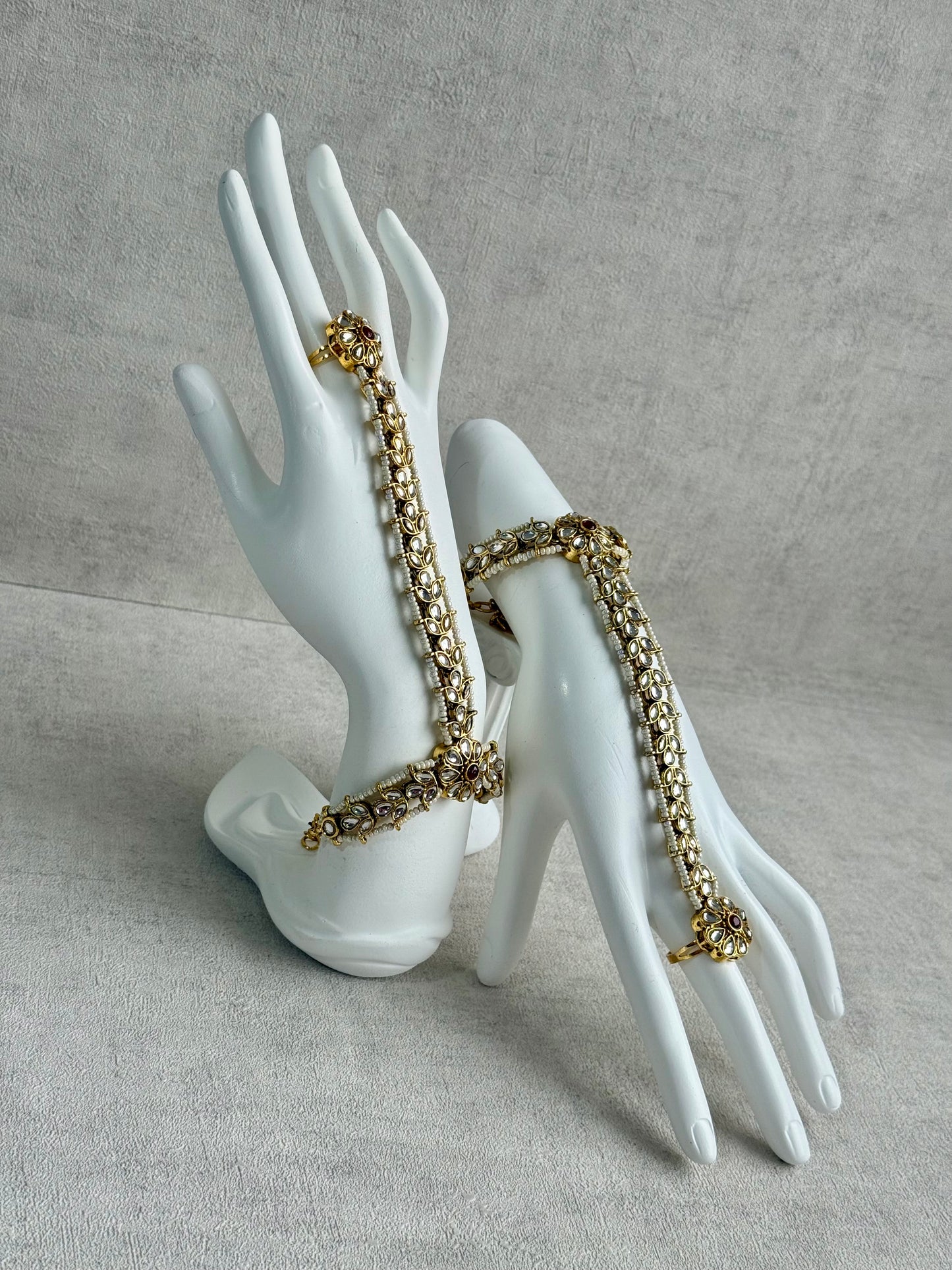 Ayura Designs Ruya Haathphool – Mirror-Cut Stones with Ruby Accents & Pearl Detailing