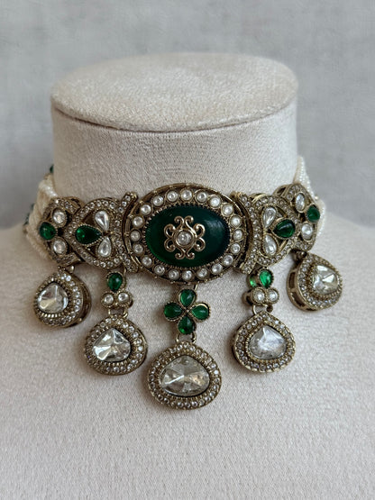 Ayura Designs Myra Choker Set with Earrings & Tikka – Emerald Green Kundan & Pearl Detailing