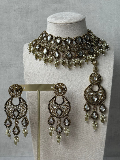 Ayura Designs Nimra Set with Earrings & Tikka – Mirror-Cut Polki, Olive Green Beads & Antique Gold Finish
