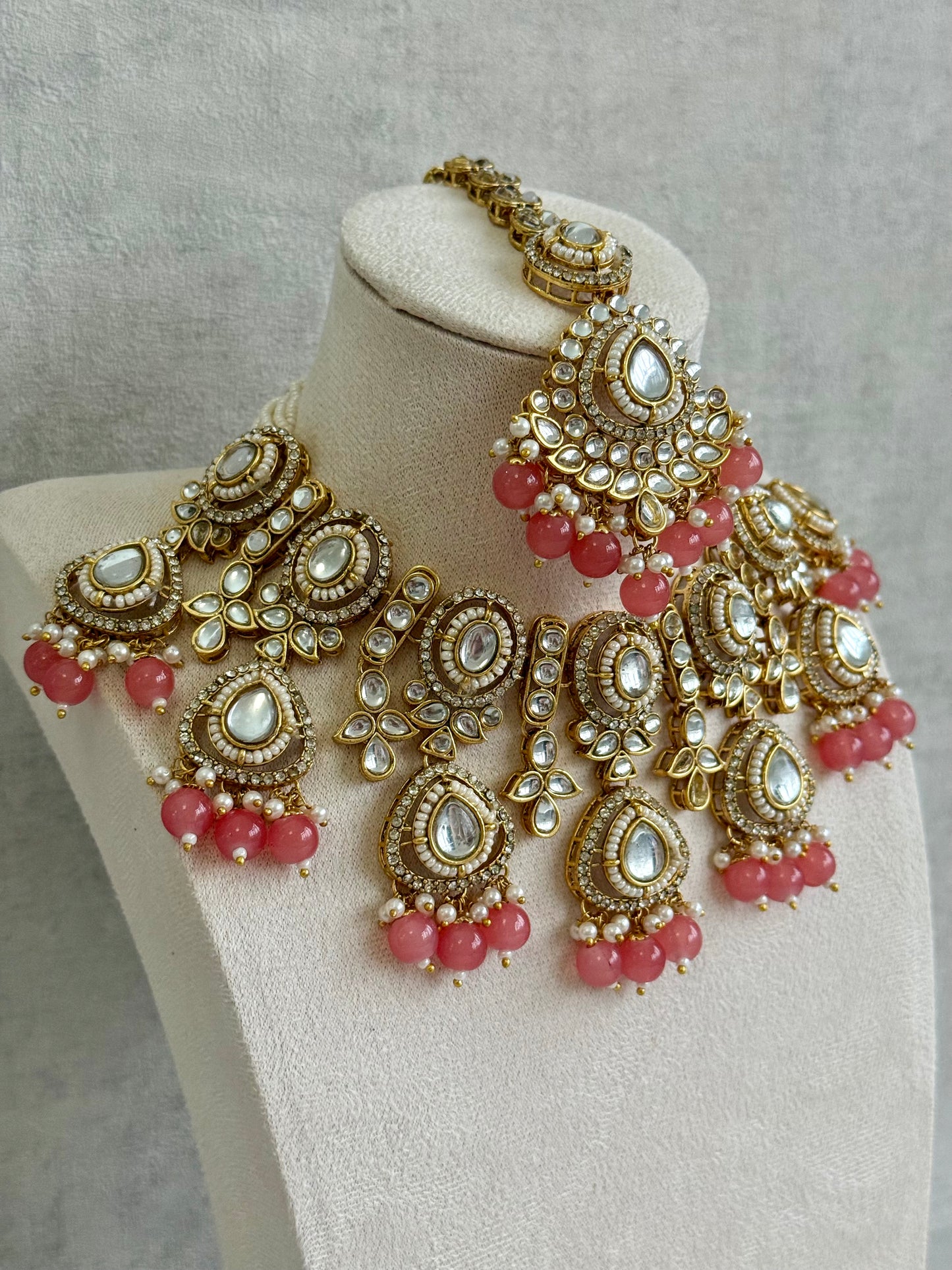 Ayura Designs Janvi Set with Necklace, Earrings & Tikka – Kundan Detailing, Peach Beads & Pearls Drops