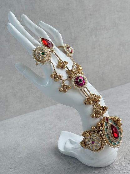 Ayura Designs Ekavira Haathphool Set of 2 – Kundan Style Hand Harness with Ruby Red, Rani Pink & Green Stones, Ghungroo Detailing & Pearls