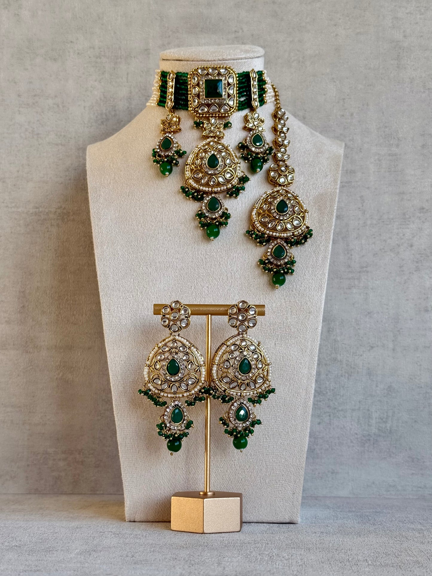 Ayura Designs Zarmeen Choker Set with Earrings & Tikka – Mirror-Cut Stones, Antique Gold Finish and Emerald Green Beads