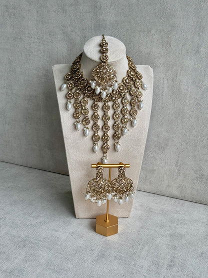 Ayura Designs Sameena Set – Opulent Champagne Gold Adorned with Luminous White Pearls Featuring a Statement Necklace, Tikka, and Chandelier Earrings