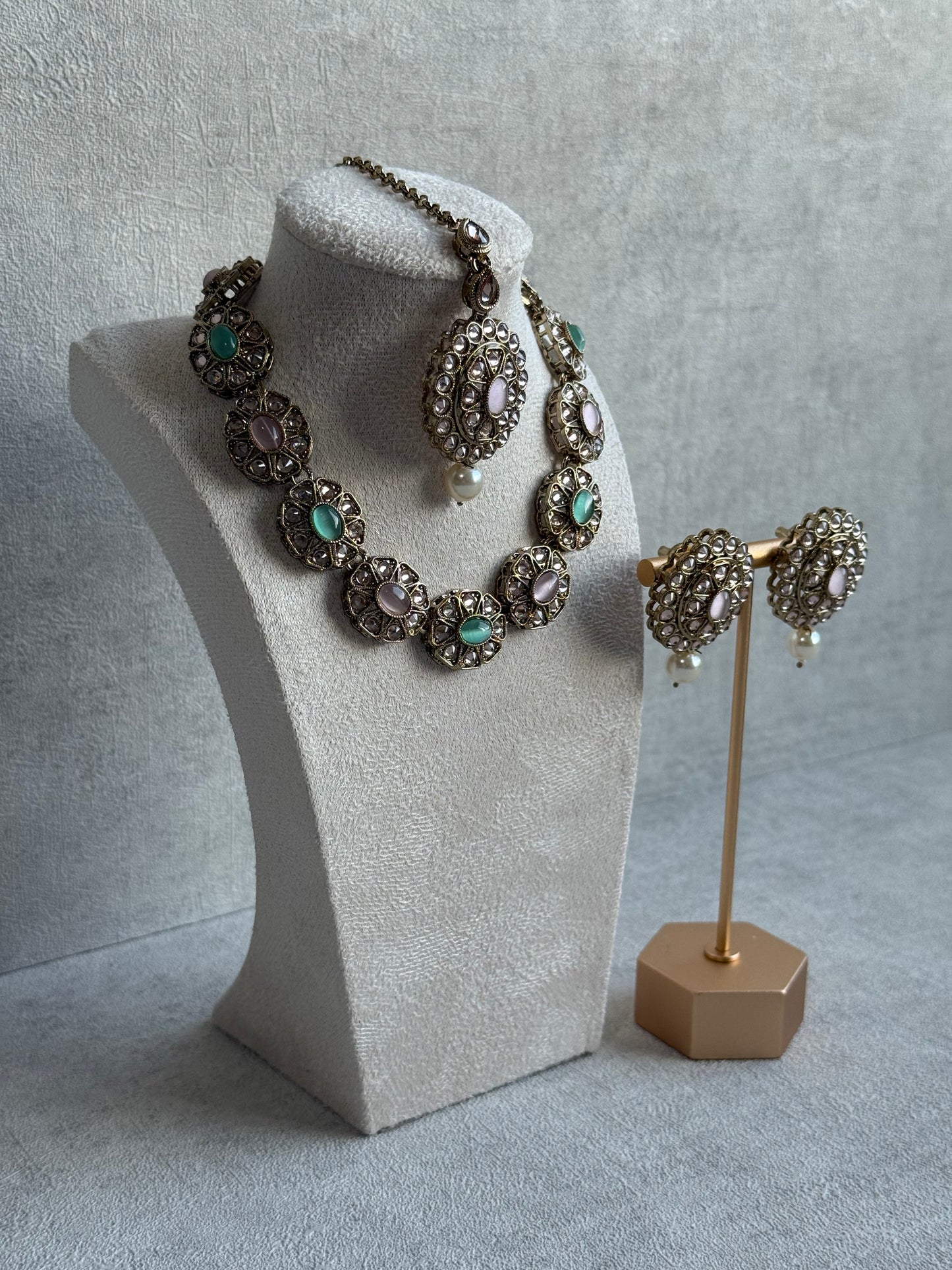 Ayura Designs Sania Set with Necklace, Earrings & Tikka – Mint & Blush Stones, Kundan Detailing & Antique Gold Finish