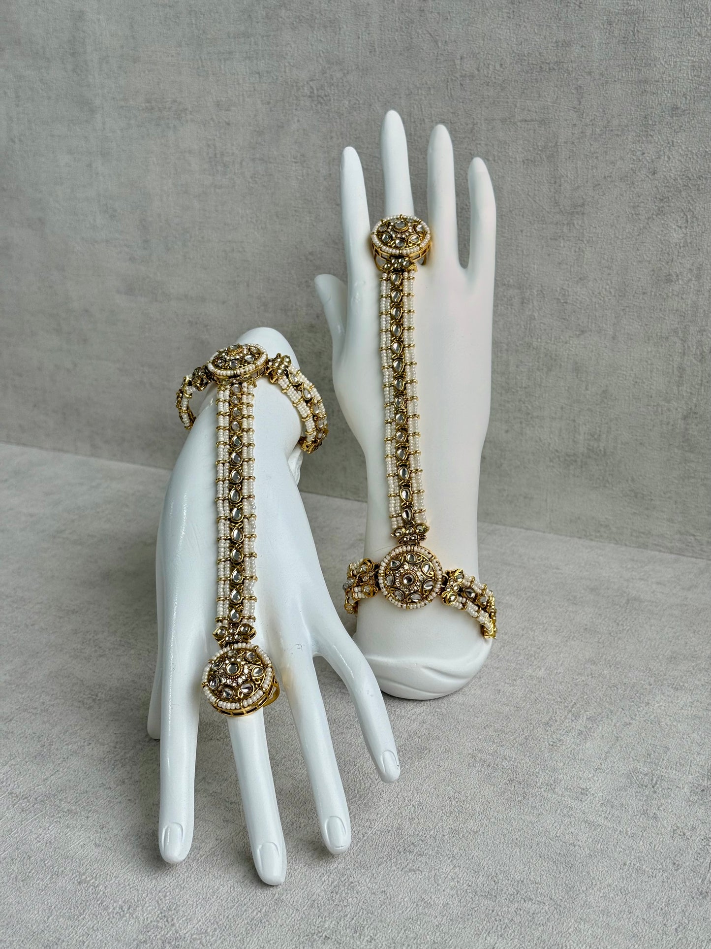 Ayura Designs Mirana Haathphool – Kundan Hand Harness with Pearl Detailing in Antique Gold Finish