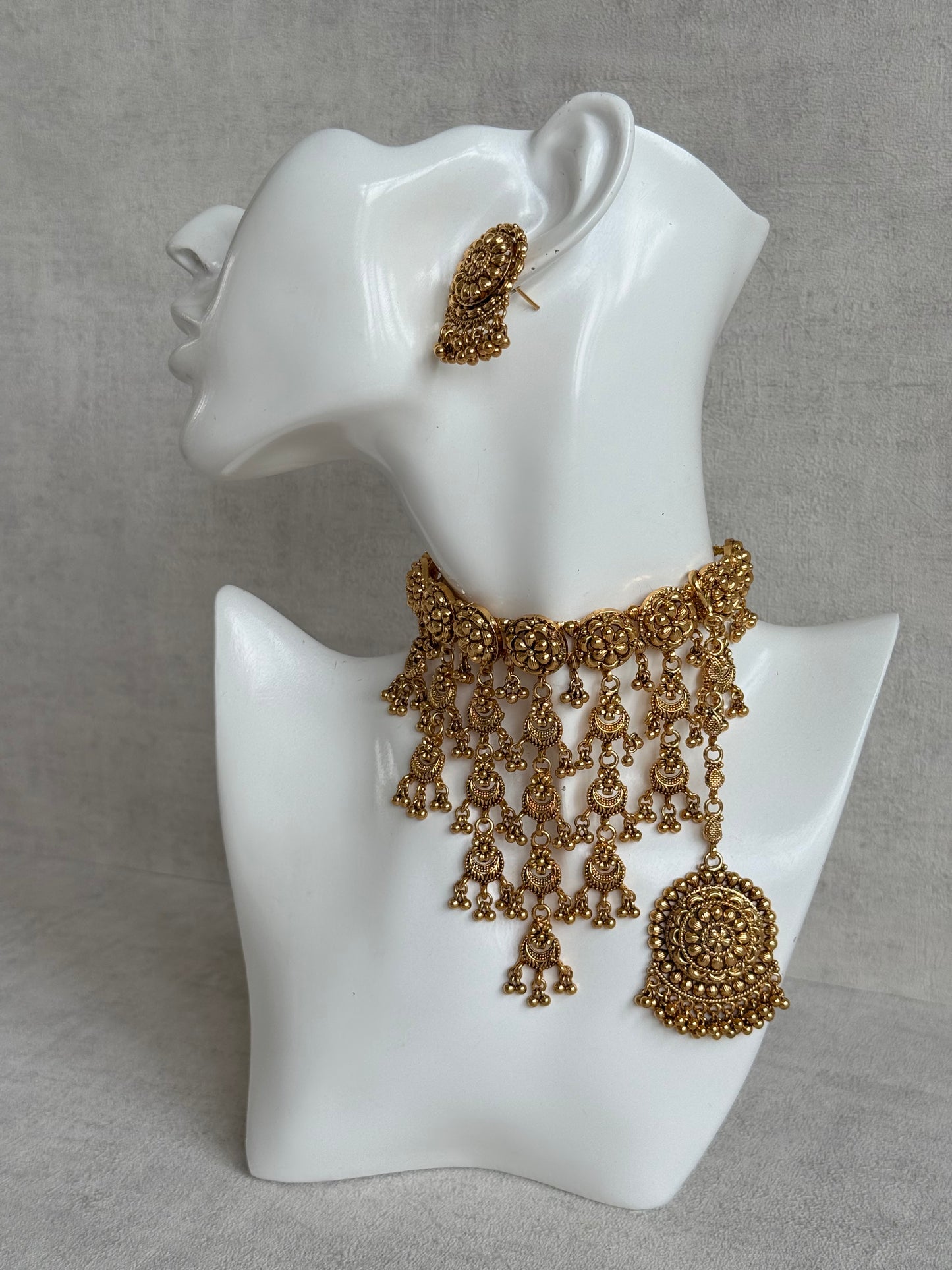 Ayura Designs Kimaya Choker Set with Earrings & Tikka – Gold Floral Waterfall Choker with Ghungroo Drops
