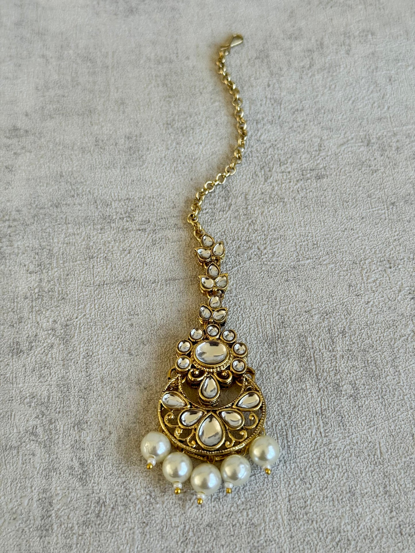 Ayura Designs Tehzeeb Set – Necklace, Tikka & Jhumkas in Antique Gold and Pearls