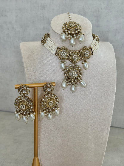 Ayura Designs Suroor Set – Antique Gold Kundan & Pearl Ensemble with Earrings & Tikka