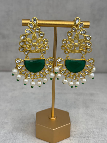 Ayura Designs Vaanya Earrings – Green Kundan & Pearl Earrings