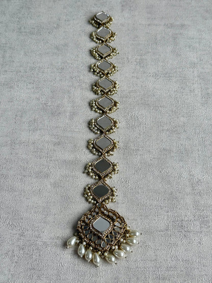 Ayura Designs Sheesh Parandi – Mirror-Cut Panels with Pearl Clusters & Antique Gold Finish